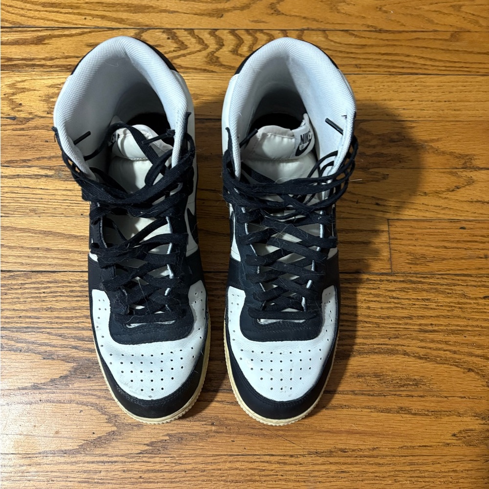 Mens Nike Terminator Shoes Size 12 Black and White High-Top Sneakers